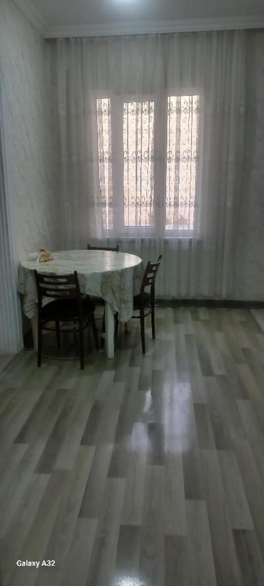 Apartment At Narimanov 151 Ганджа Екстериор снимка